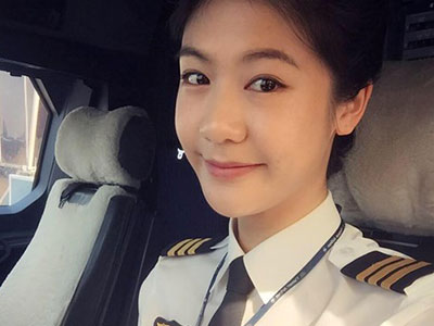 Nữ cơ trưởng xinh như hotgirl thích đàn ông thế nào?