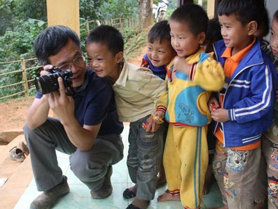 Ông Trần Đăng Tuấn ứng cử ĐBQH: GS Thuyết, ông Quốc đều mừng