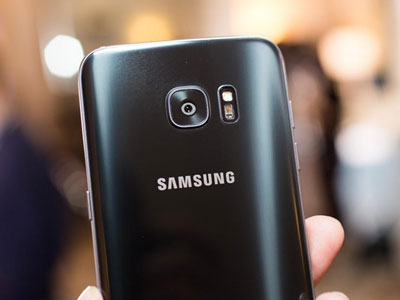 Samsung sẽ đáp trả iPhone SE bằng Galaxy S7 mini