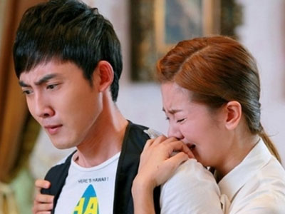 Bi kịch cuộc hôn nhân yêu 10 năm, cưới 7 ngày đã... li hôn
