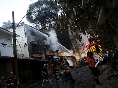 Máy bay của đại gia dầu mỏ Brazil rơi, 7 người chết