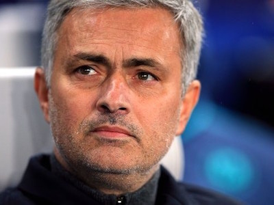 Mourinho ký hợp đồng sơ bộ với MU