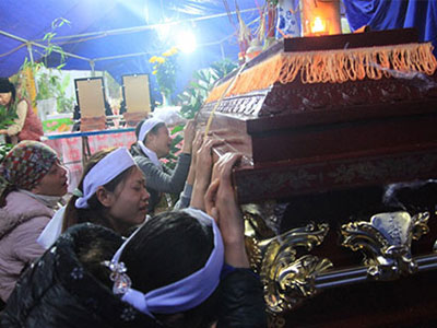 Nỗi đau gia đình hai mẹ con tử vong trong vụ nổ ở Hà Nội