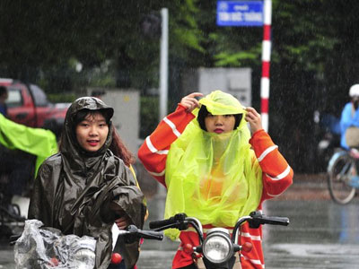 Miền Bắc mưa phùn, miền Nam nắng nóng
