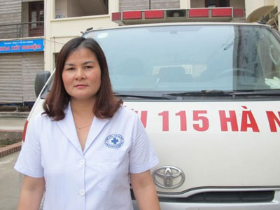Giây phút cấp cứu nạn nhân giữa hiện trường vụ nổ ở Hà Đông