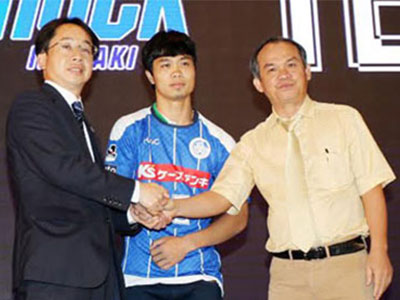 HAGL nợ lương là lời cảnh báo cho sự sụp đổ của bóng đá Việt Nam