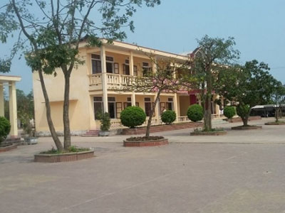 Nhân chứng bàng hoàng kể lại phút phát hiện hiệu phó THCS treo cổ tự tử