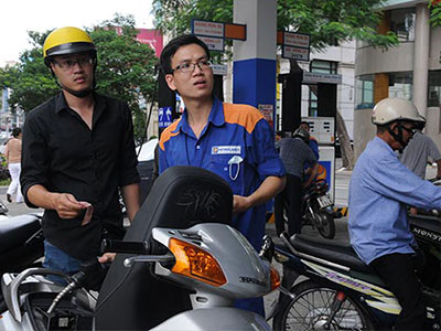 Bộ Công Thương "phản pháo" Bộ Tài chính về xăng dầu