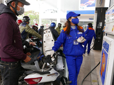 Đại biểu Quốc hội muốn Chính phủ giải trình về lỗ hổng thuế phí xăng dầu