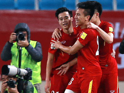 Tuyển Việt Nam tưng bừng thắng Đài Loan 4-1