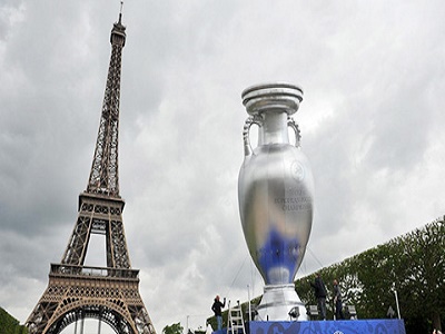 UEFA không hoãn EURO 2016 sau vụ khủng bố ở Brussels