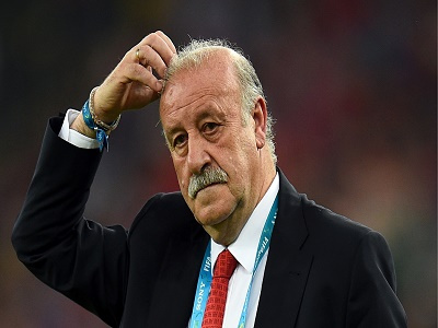 HLV Del Bosque mệt mỏi với những chuyện bên lề