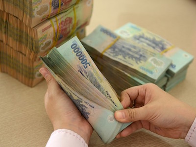 Sếp công ty chai nhựa ở Sài Gòn nhận lương tháng 560 triệu