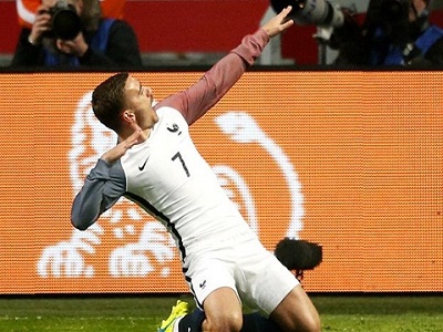 Antoine Griezmann: Việc tưởng niệm Johan Cruyff thật kỳ lạ