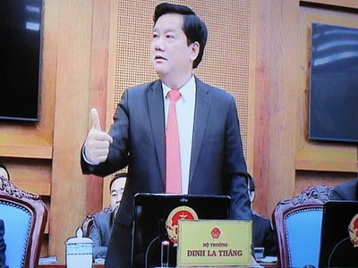 Bí thư Thăng: Các bộ phối hợp tốt, sao dân vẫn phải ăn bẩn?