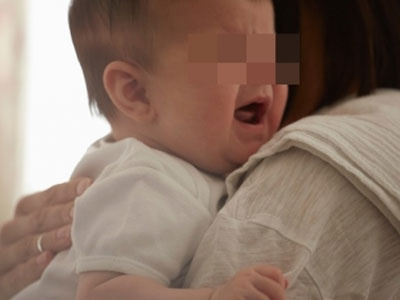 Đau đớn trốn chạy khỏi gia đình chồng tàn nhẫn, hắt hủi cả cháu đẻ