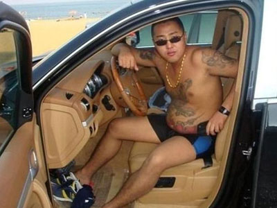 Cuộc sống bí ẩn ít người biết về gã gangster Trung Quốc