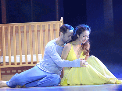 Jennifer Phạm, Hồng Quế khóc nức nở trên sàn nhảy