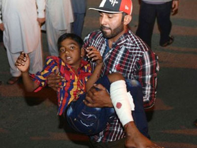 Đánh bom tự sát ở Pakistan, 67 người chết, 300 bị thương