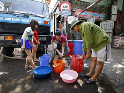 Hà Nội yêu cầu đẩy nhanh đường ống sông Đà số 2
