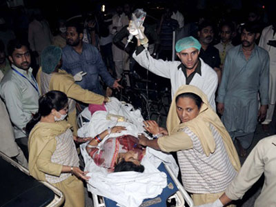 Xác định kẻ đánh bom đẫm máu Pakistan làm 72 người chết