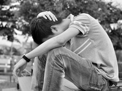 Bạn gái tranh thủ “kiếm thêm” trước khi kết hôn