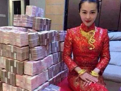 Cô dâu Trung Quốc khoe của hồi môn trăm tỷ