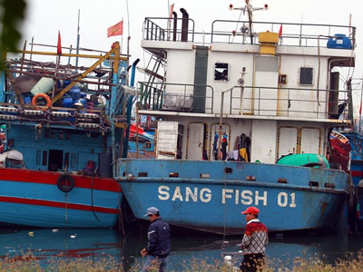 Đi 10 chuyến hỏng 4 lần, ngư dân trả lại tàu vỏ thép