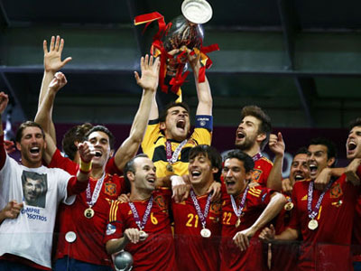 Pháp là ứng cử viên hàng đầu cho chức vô địch EURO 2016