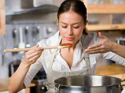 Phụ nữ ở nhà bằng làm 5 nghề cộng lại