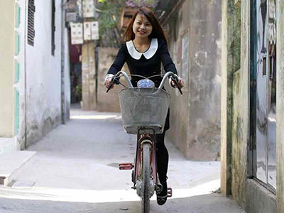Cô gái một chân: Tôi đang học cách hài lòng với những gì mình có