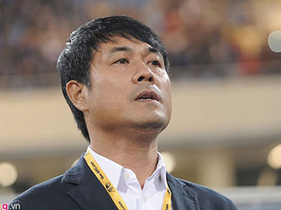 HLV Hữu Thắng: VN không chủ quan dù Thái Lan xem nhẹ AFF Cup