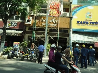 Nổ ở nhà đang sửa, thanh niên bỏng toàn thâ