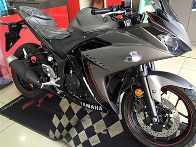 Yamaha R25 đời 2016 giá 4.700 USD tại Malaysia