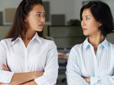 Con dâu khăng khăng đòi… cho mẹ chồng đi viện dưỡng lão