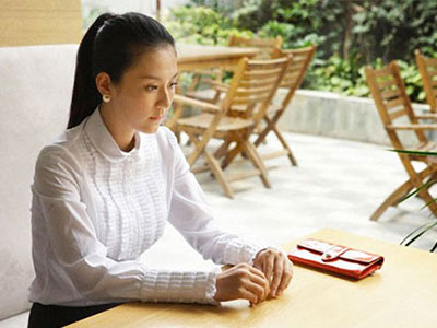 Chồng ngang nhiên công bố ngoại tình vì “có nợ từ kiếp trước”