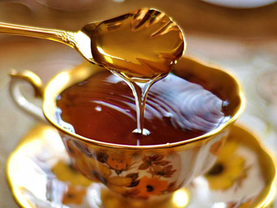 Mỗi sáng, hãy uống mật ong để thanh lọc dạ dày