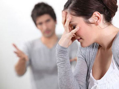 Éo le đàn bà làm trụ cột gia đình: Nuôi cả nhà chồng vẫn bị chê là ngu dốt
