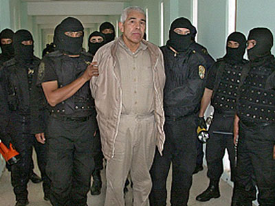 "Hồ sơ Panama" hé lộ vụ cướp thế kỷ, trùm ma túy, bê bối Nixon