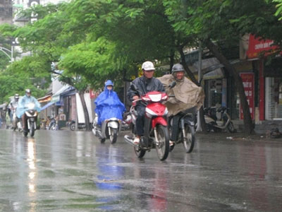 Bắc Bộ và Nam Bộ có mưa rào và dông rải rác