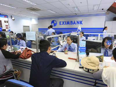Biến động nhân sự và thua lỗ làm “nóng” đại hội cổ đông ngân hàng