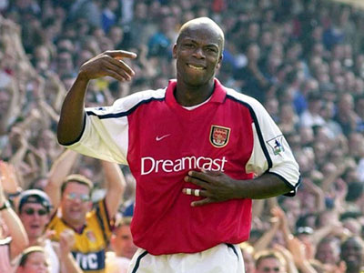 Huyền thoại của Arsenal trở lại thi đấu ở tuổi 41