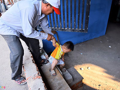 Hàng loạt nhà biến thành "hầm" ở Sài Gòn