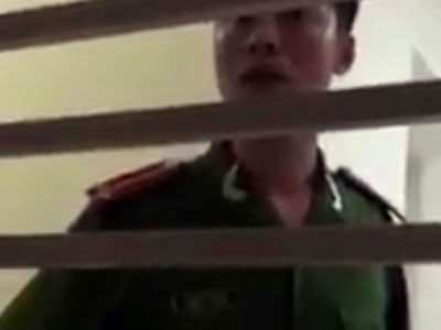 Công an bị tố nhổ nước bọt: "Ứng xử thiếu kinh nghiệm"