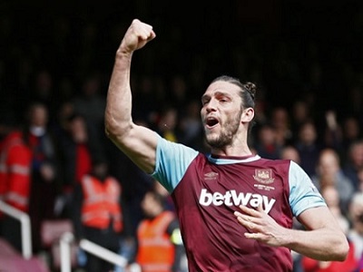'Oh Carroll' - một tiền đạo lớn ở Euro 2016?