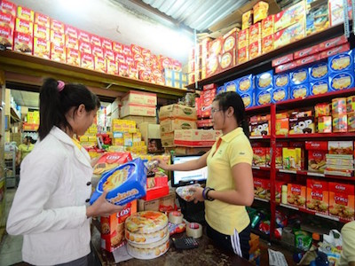 Doanh thu cửa hàng tạp hóa đạt gần 10 tỷ USD