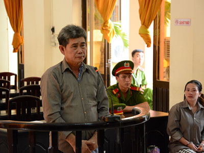 Giết nghịch tử, cha lãnh 12 tháng tù giam