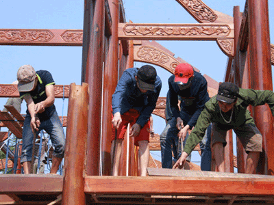 Đại gia vàng Đà Nẵng cấp tốc tháo dỡ biệt phủ