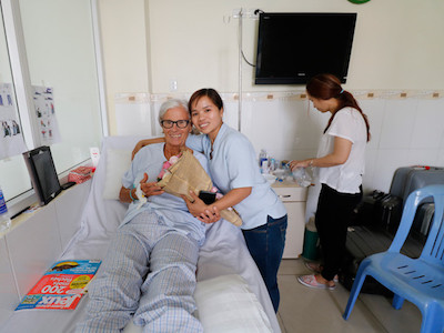 Người Đà Nẵng nghĩa hiệp cứu nữ du khách Pháp bị té xe