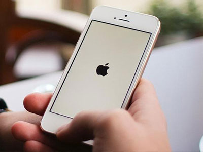 iPhone có thể thành cục gạch khi kết nối Wi-Fi độc hại